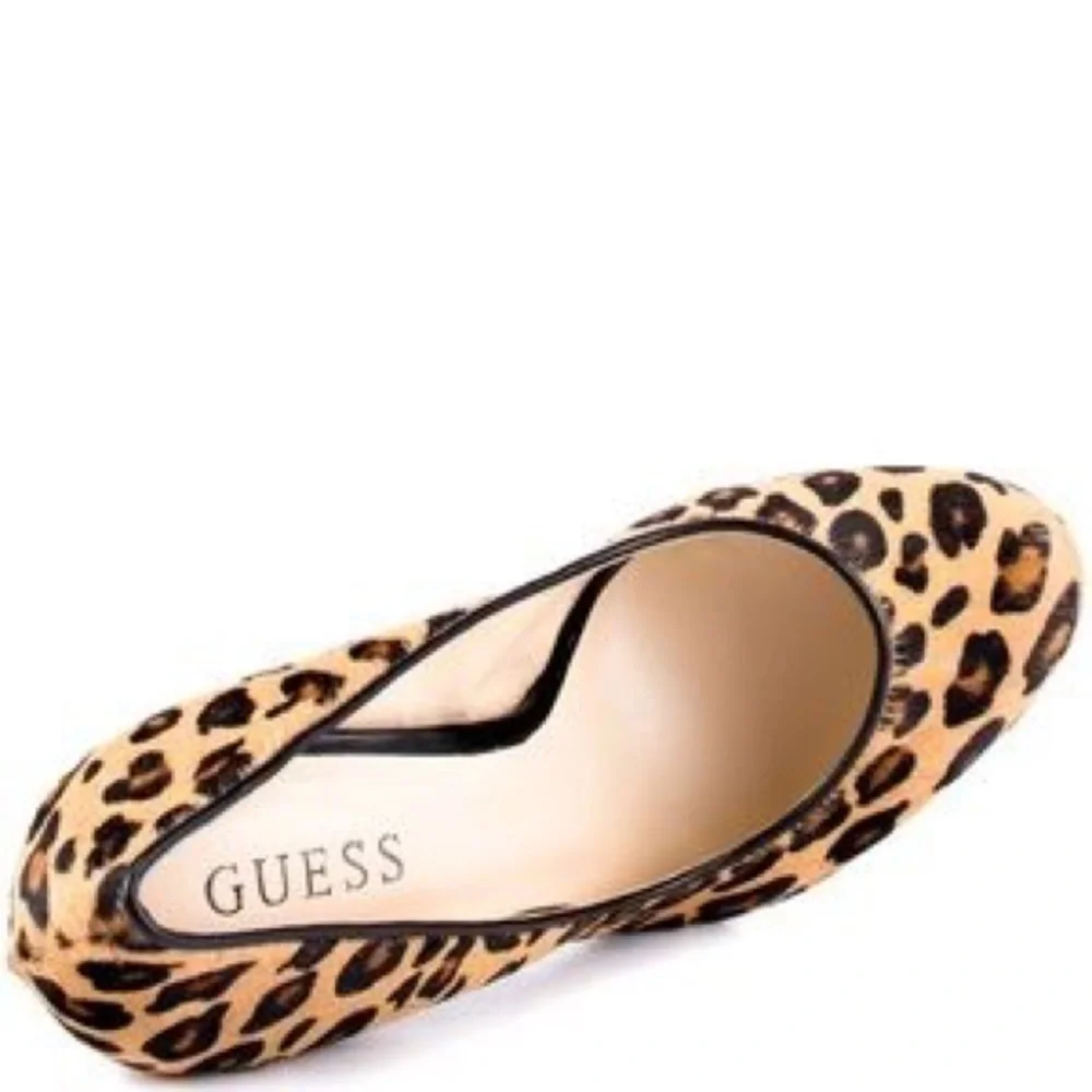 NEW GUESS Adriene - Multi Pony Leopards Pumps SZ 5